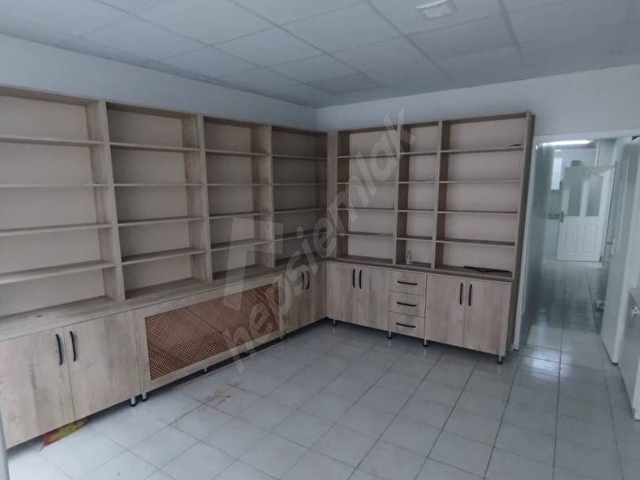 kıyık caddesine çıkan yolun arka sokağında kiralık dükkan - Görsel 2
