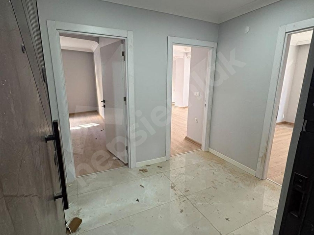 Merkezi Konum 2+1 90 M2 Sıfır Arakat Daire Metrobüse 5 DK - Görsel 3