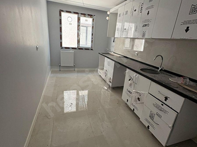 Merkezi Konum 2+1 90 M2 Sıfır Arakat Daire Metrobüse 5 DK - Görsel 8