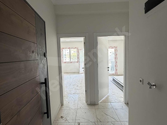 ELİT GAYRİMENKULden SATILIK GENİŞ BALKONLU 1+1 DAİRE - Görsel 5