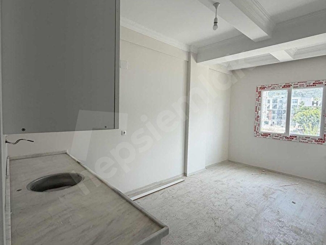 ELİT GAYRİMENKULden SATILIK GENİŞ BALKONLU 1+1 DAİRE - Görsel 12