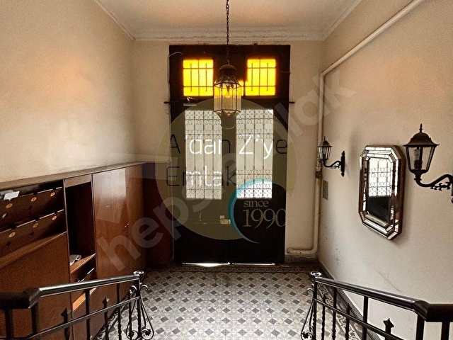 A-Z EMLAKDAN NIŞANTAŞI SÜLEYMAN NAZİF SOKAKTA TARİHİ BİNADA - Görsel 22