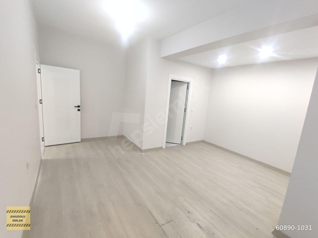 Yeni binadan kiralık 3+1 ebeveyn banyolu kapalı otoparklı daire - Görsel 17