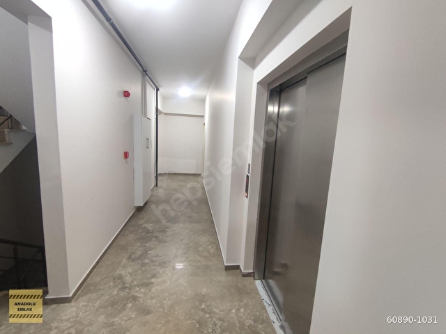 Yeni binadan kiralık 3+1 ebeveyn banyolu kapalı otoparklı daire - Görsel 28