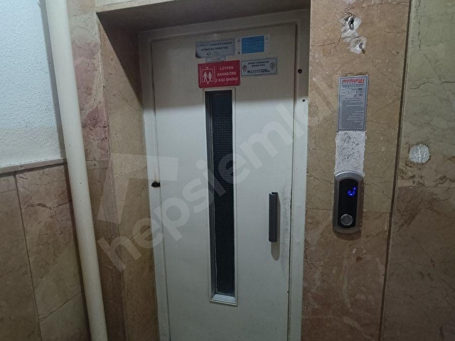 KIZILAY ZAFER İŞ HANINDA TABELA DEĞERİ YÜKSEK KİRALIK OFİS - Görsel 14