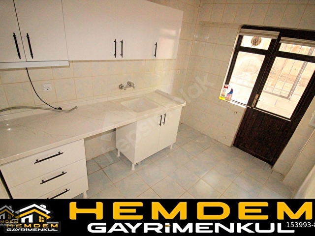 HEMDEM GAYRİMENKULDEN ATAKENTTE 14.CADDE YANI MERKEZİ KONUMDA 2+1 KİRALIK DAİRE