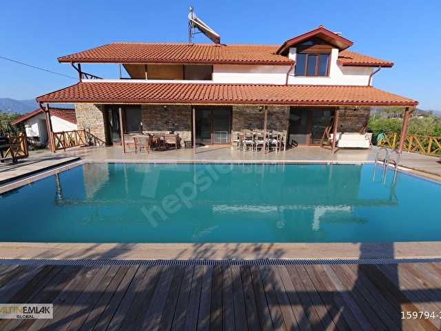 Dalyanda Göl Manzaralı Özel Havuzlu 4+1 Geniş Müstakil Villa - Görsel 2