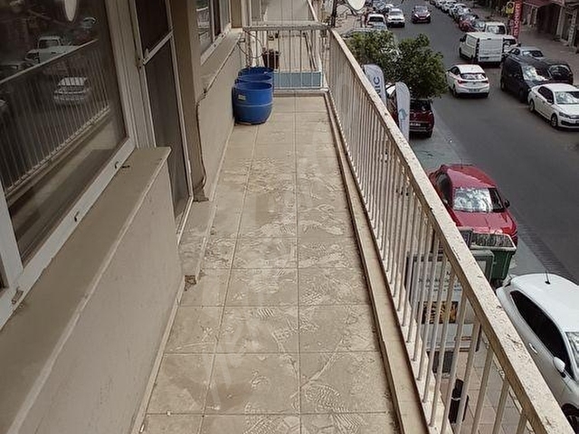 küçükyalı asansör arası 2.kat yalı dairesi 170 m2 3+1 - Görsel 23