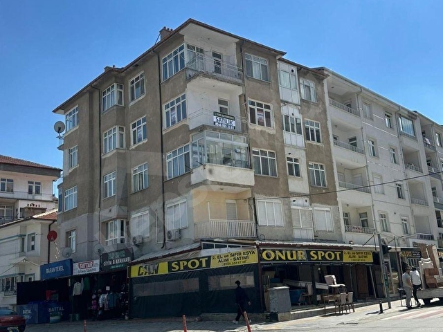 ÇARŞI MERKEZDE SATILIK APART FİYATINA ARA KAT DAİRE - Görsel 2