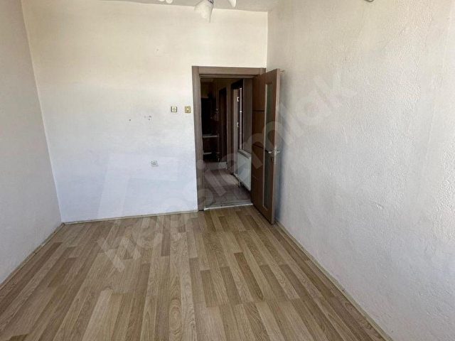 ÇARŞI MERKEZDE SATILIK APART FİYATINA ARA KAT DAİRE - Görsel 16