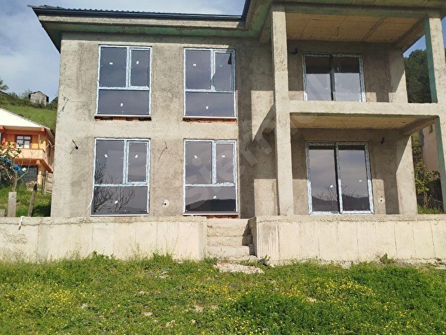 ACİLL!! SAFRANBOLUYA 25 DK DAİRE FİYATINA 2 KATLI VİLLA!