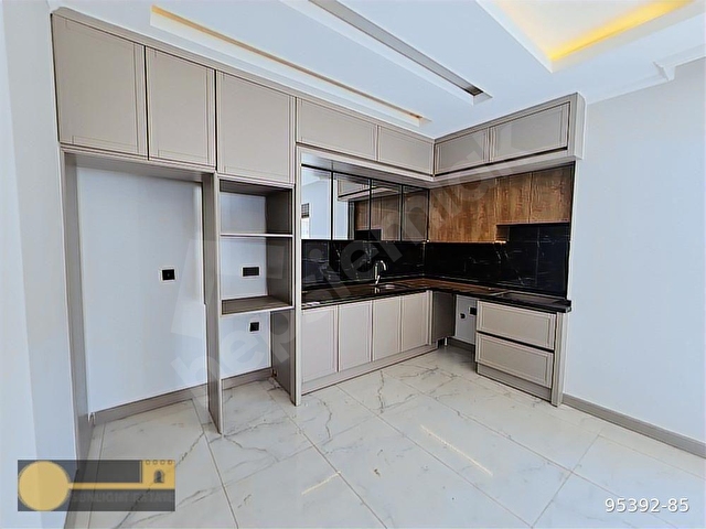 OBA, VOYAGE DELUXde DEVLET HASTANESİ CİVARI KİRALIK YENİ 1+1 - Görsel 23