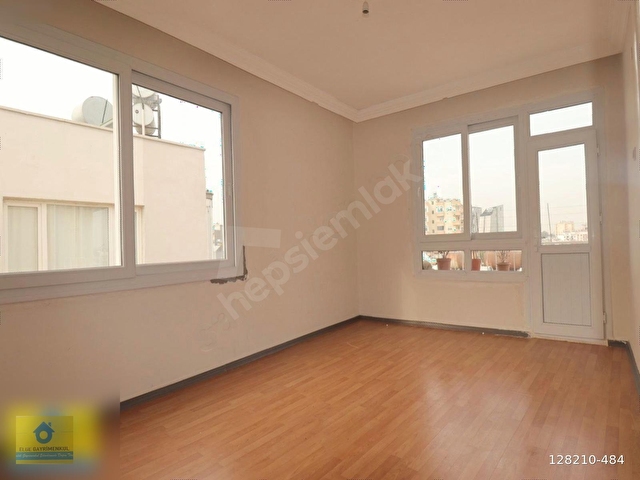 PİRİEİSDE EDİPBURHANKAPALISPORSALONUARKASI DAİRE SATILIK - Görsel 16