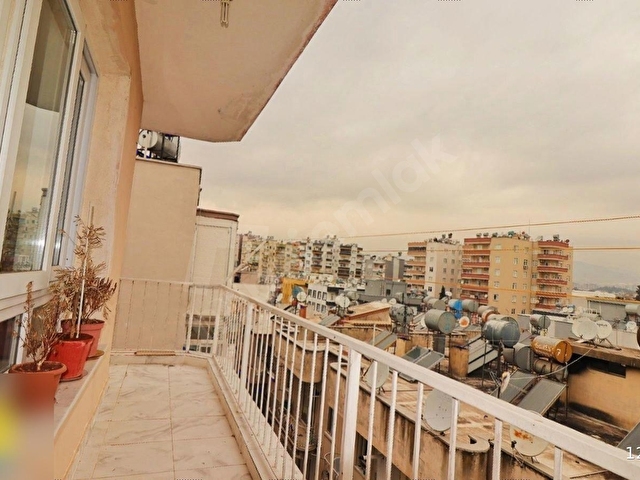 PİRİEİSDE EDİPBURHANKAPALISPORSALONUARKASI DAİRE SATILIK - Görsel 11