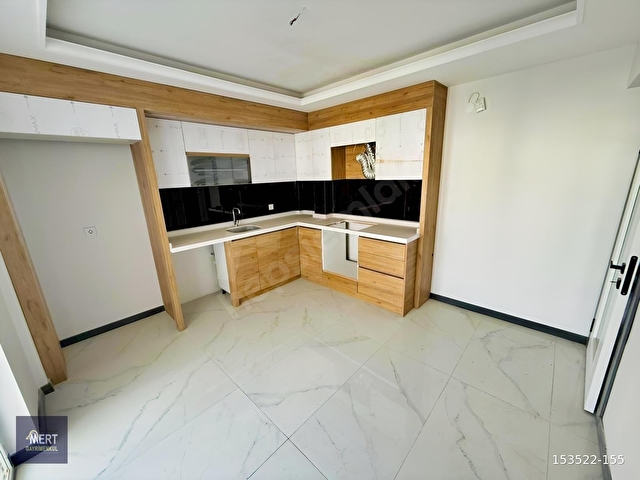 MERTDEN ÇOĞLUDA YÜKSEK METREKARE MİLLET BAHÇESİ CEPHE 3+1 DAİRE - Görsel 6