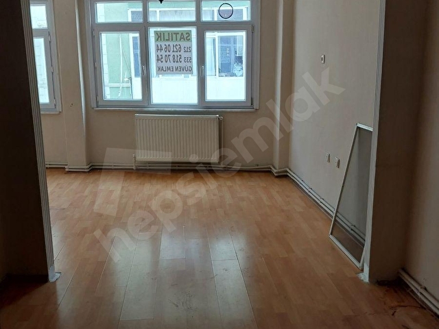 FATİH HIRKA İ ŞERİF DE SATILIK  DAİRE - Görsel 2