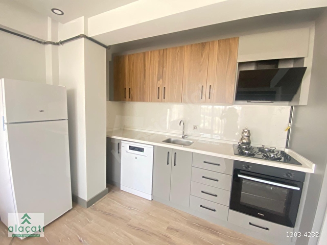 ALAÇATIDAN İNCEKTE BULVAR YAKINI EŞYALI 1+1 KİRALIK DAİRE - Görsel 7