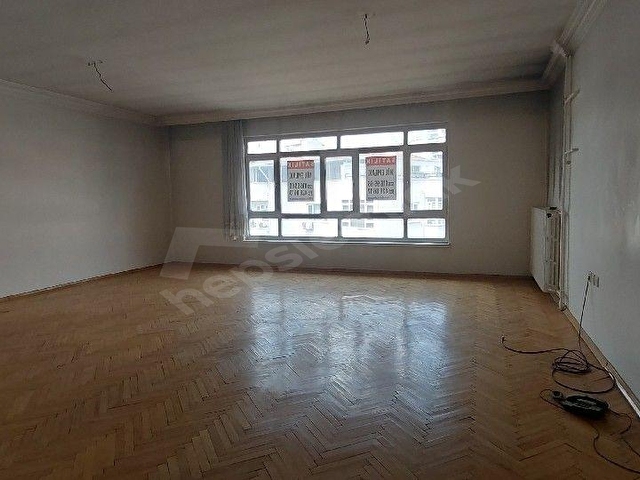 BÜKLÜM SOK. SATILIK DAİRE - Görsel 3