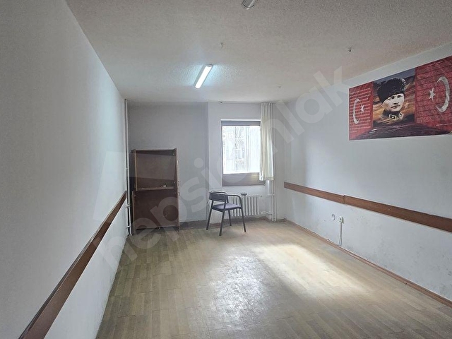 KIZILAY ZİYA GÖKALP 9 SINIFLI 350 M2 DEVREN KİRALIK KURS MERKEZİ - Görsel 18