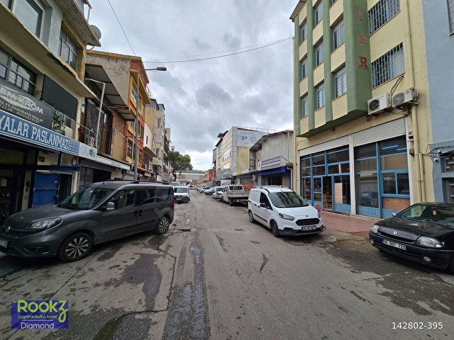 Konak Mersinli 1.Sanayi 4 Katlı Komple Satılık Bina - Görsel 5