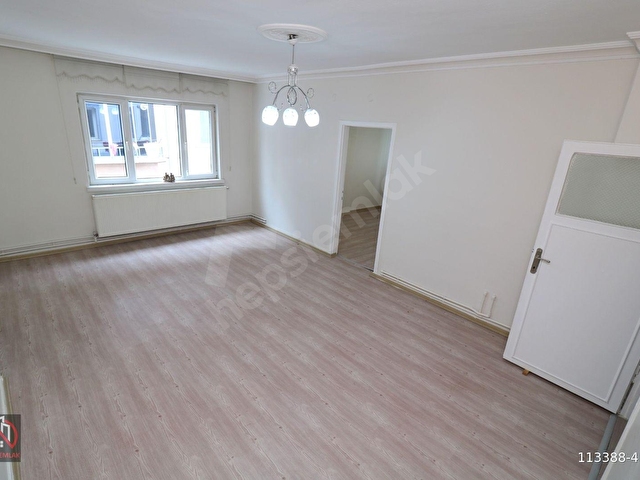 EMRE EMLAKTAN ATATÜRK MHDE MERKEZİ KONUMDA ARAKAT 3+1 SATILIK DAİRE - Görsel 8