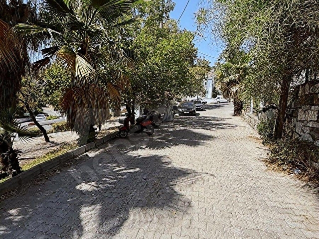 Satılık Villa Bahçeli Manzaralı Geniş Triplex - Görsel 3