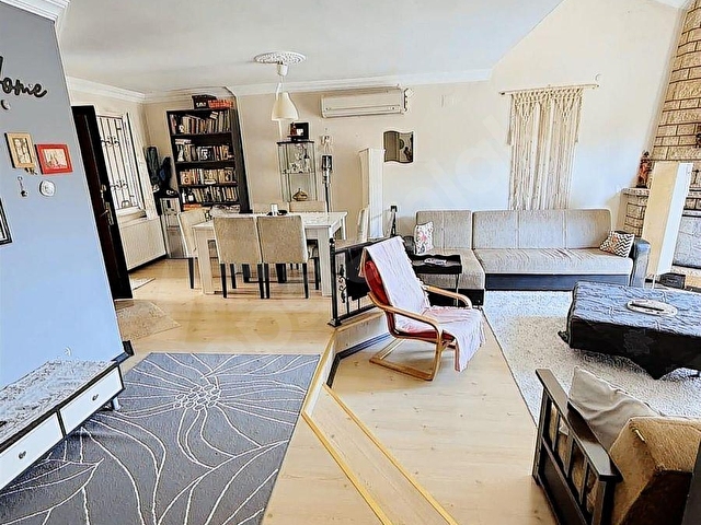 Satılık Villa Bahçeli Manzaralı Geniş Triplex - Görsel 11
