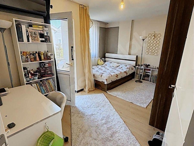 Satılık Villa Bahçeli Manzaralı Geniş Triplex - Görsel 27