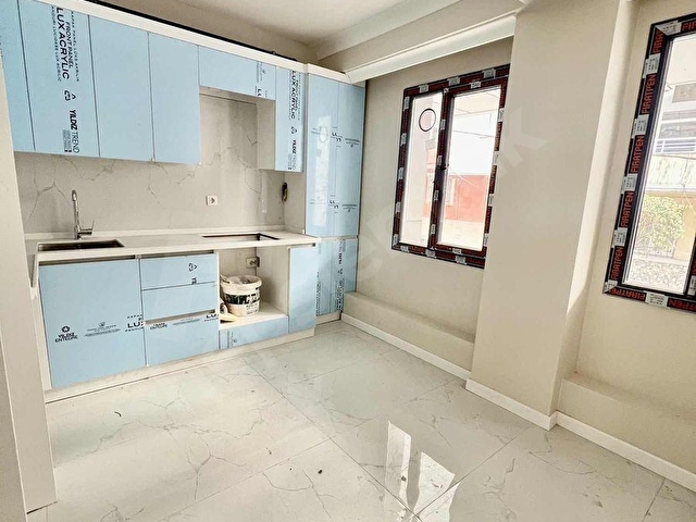 DAMLADAN TEVFİKBEYDE SATILIK SIFIR 3+1 115 M2 BALKONLU Y.GİRİŞ - Görsel 3