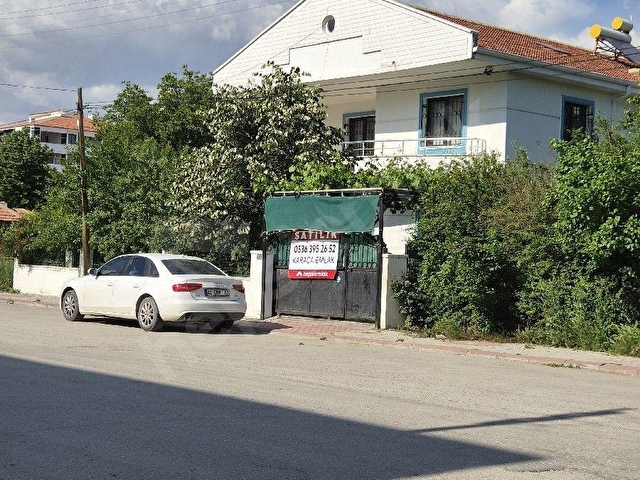 SATILIK VİLLA KAPALI PAZAR YAKINI - Görsel 7