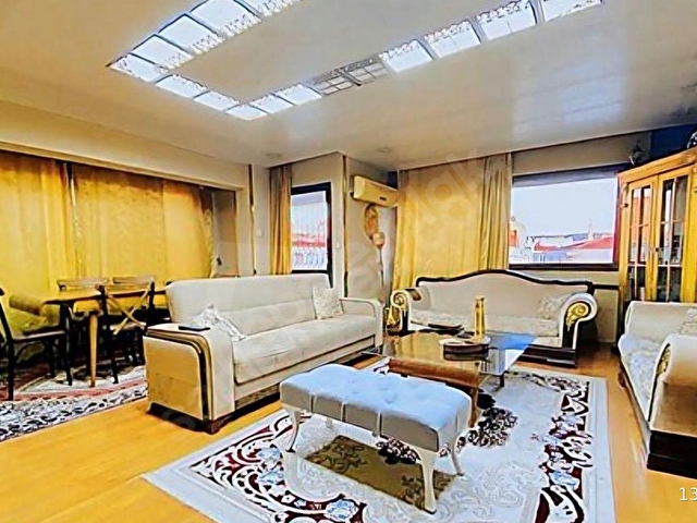 Alsancak Şair Eşref Bulvarı üstünde tadilatlı satılık daire - Görsel 3