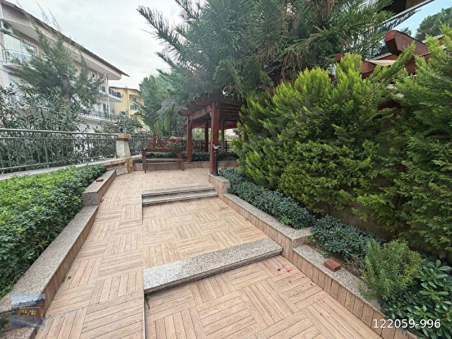 KUŞADASI MARİNA BÖLGESİ GENİŞ FERAH BİR DAİRE HAVUZLU SİTE İÇİNDE - Görsel 9