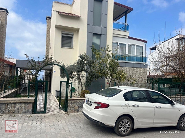 KUŞADASI Devlet Hastanesi Yakını.Çok Acil indirime müsait 6+2. - Görsel 18