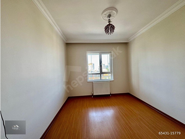 ÖZGÜL EMLAKtan MERKEZDE ÇİFT BANYOLU  FULL YAPILI  GÜNEY CEPHE ORTA KAT 3+1 SİTE DAİRESİ - Görsel 13