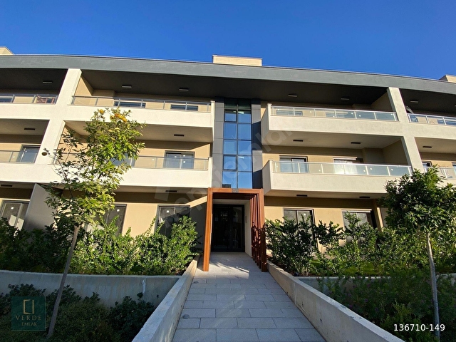 GAZİEMİR MİA SARNIÇTA 3+1 HAVUZ MANZARALI LÜKS DAİRE