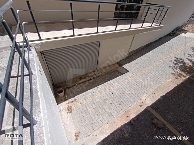 ROTA EMİRHANDAN MALATYA CADDESİNDE KİRALIK SIFIR DEPO
