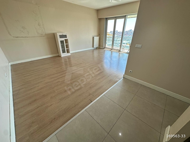 BATIŞEHİR HİRADAN SATILIK 3.5+1 TEMİZ PEYZAJ MANZARA DAİRE - Görsel 2