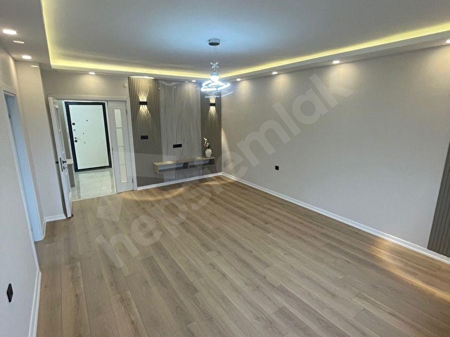 AŞUROĞLU EMLAKTAN AKŞEMSETTİN MAHDE 3+1 FULL YAPILI SATILIK DAİRE - Görsel 17