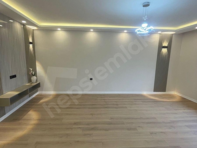 AŞUROĞLU EMLAKTAN AKŞEMSETTİN MAHDE 3+1 FULL YAPILI SATILIK DAİRE - Görsel 18