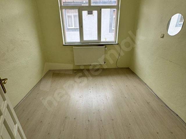 SATILIK UYGUN FİYATLI DAİRE - Görsel 3
