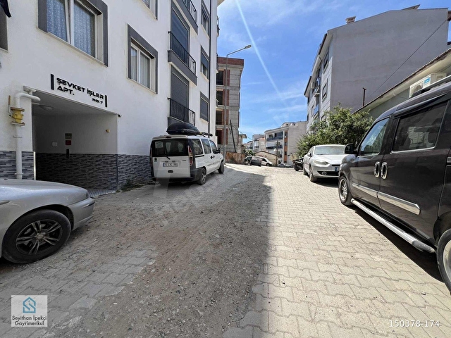 HIDIRLIK MAHALLESİNDE OKULLAR BÖLGESİNDE 2+1 KİRALIK DAİRE - Görsel 2