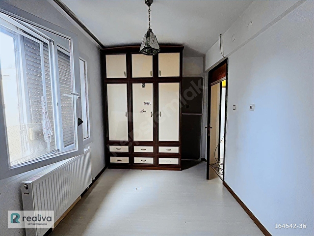 REALİVADAN MERKEZİ KONUMDA SATILIK 3+1 DAİRE - Görsel 18
