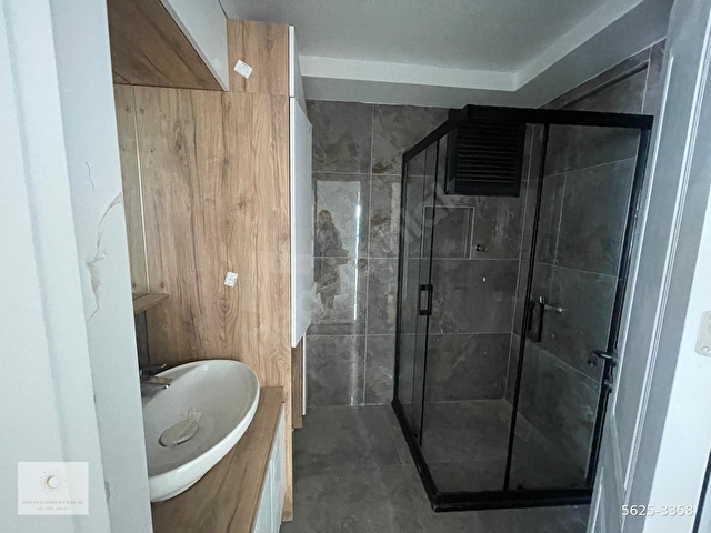 KÖŞE KONUMLU CADDE ÜZERİ SATILIK 3+1 LÜKS DAİRE - Görsel 20