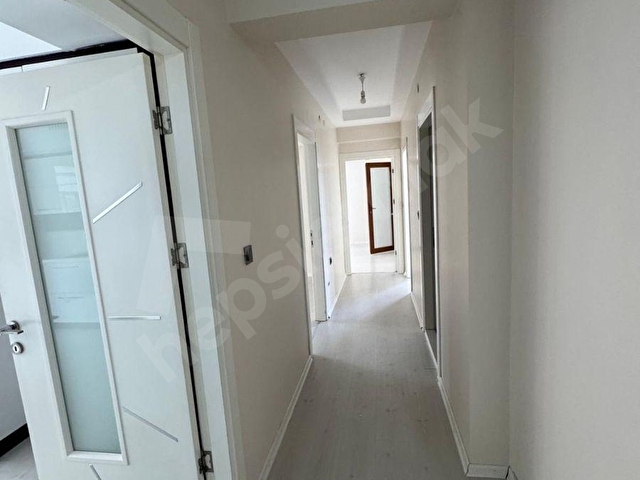 AFYON BİLGE EMLAKdan UYDUKENT  PAŞA CAMİ KARŞISI     KİRALIK  4+1,   LÜKS  DAİRE - Görsel 28