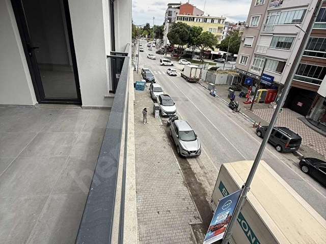 MARMARADAN MEHMETÇİK CAD. YARIŞ OKULUNA YAKIN KİRALIK 3+1 DAİRE - Görsel 11