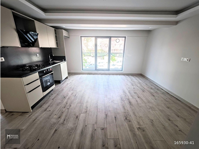EMEK SATILIK ASANSÖRLÜ,K.OTOPARKLI, ARAKAT, ÖN CEPHE 1+1 DAİRE - Görsel 2