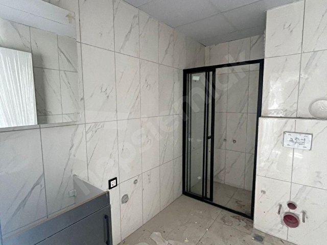 GÜLTEPEDE BULVAR ÜSTÜ İSKANLI SIFIR 1+1 DAİRE - Görsel 4