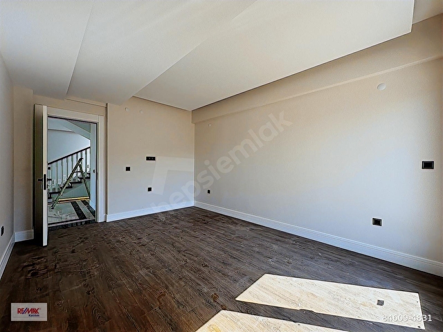 REMAX KATILIM 5,5+1 YERDEN ISITMALI SIFIR ULTRA LÜKS VİLLA - Görsel 15