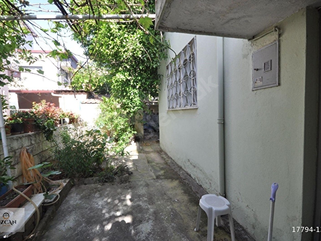 Söke Bayındır Caddesine Yakın Müstakil Çatılı Ev - Görsel 24
