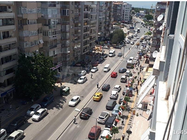 İSTİNYE PARK YAKINI ÜÇKUYULARDA ASANSÖRLÜ MANZARALI SATILIK DAİRE - Görsel 15